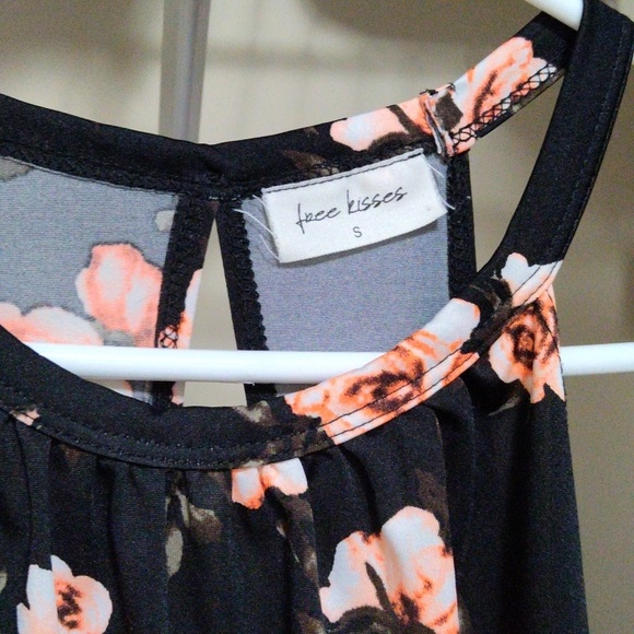 Black with orange neon roses tank - Picture 2 of 2